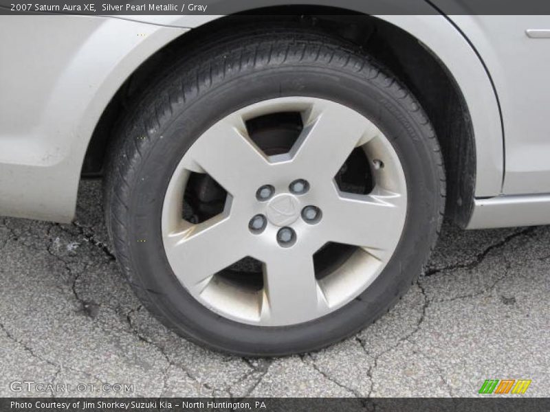 Silver Pearl Metallic / Gray 2007 Saturn Aura XE