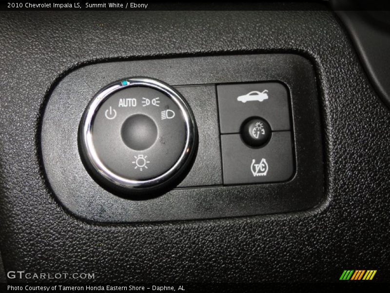 Summit White / Ebony 2010 Chevrolet Impala LS