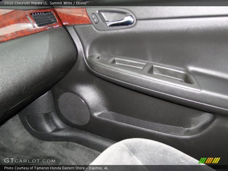 Summit White / Ebony 2010 Chevrolet Impala LS