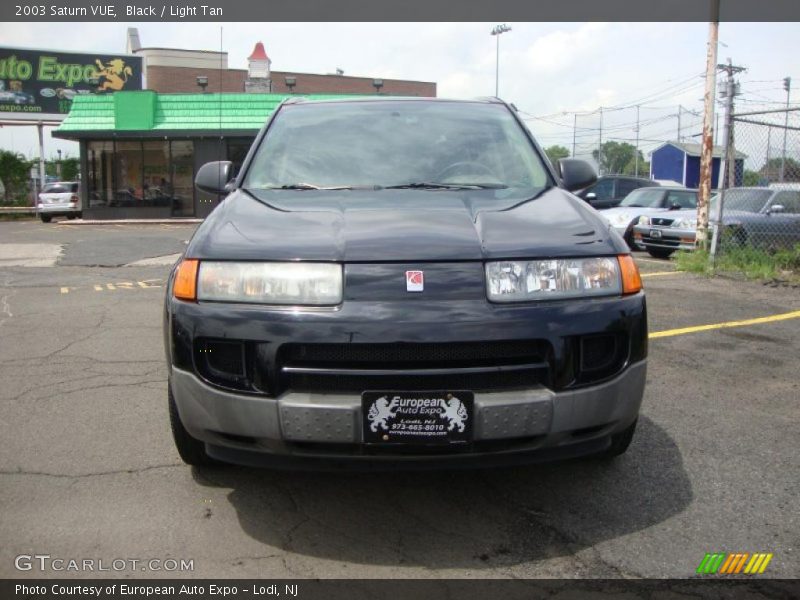 Black / Light Tan 2003 Saturn VUE