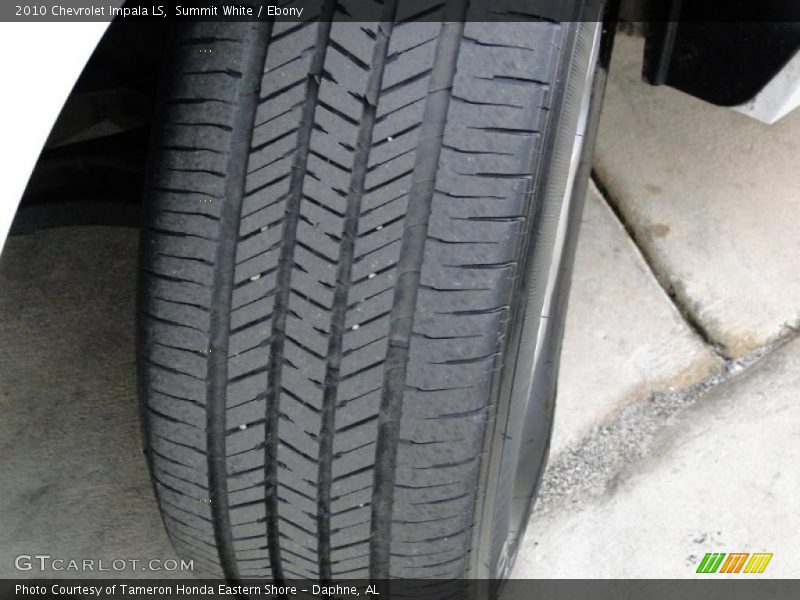 Summit White / Ebony 2010 Chevrolet Impala LS