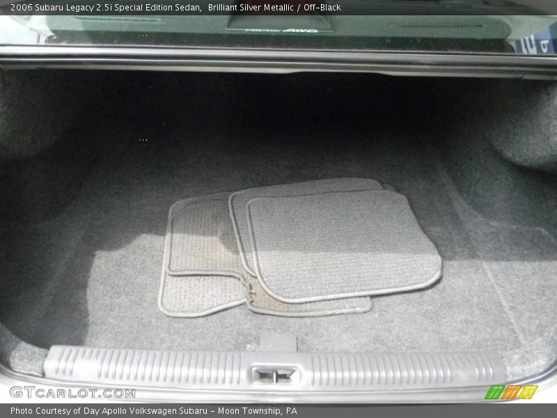 Brilliant Silver Metallic / Off-Black 2006 Subaru Legacy 2.5i Special Edition Sedan