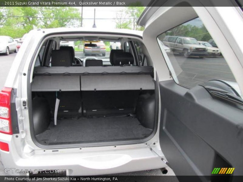 Quicksilver Metallic / Black 2011 Suzuki Grand Vitara Premium 4x4