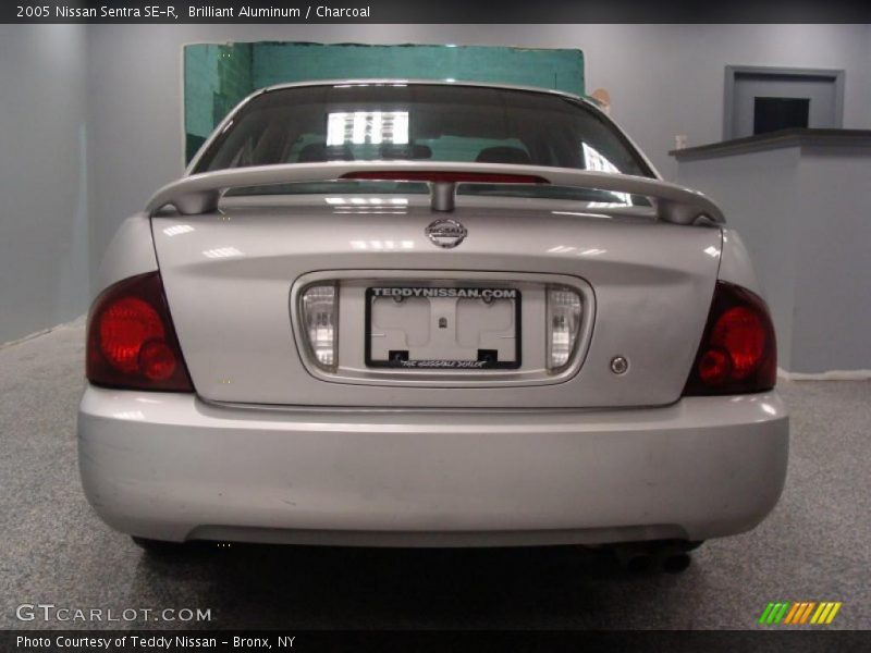 Brilliant Aluminum / Charcoal 2005 Nissan Sentra SE-R