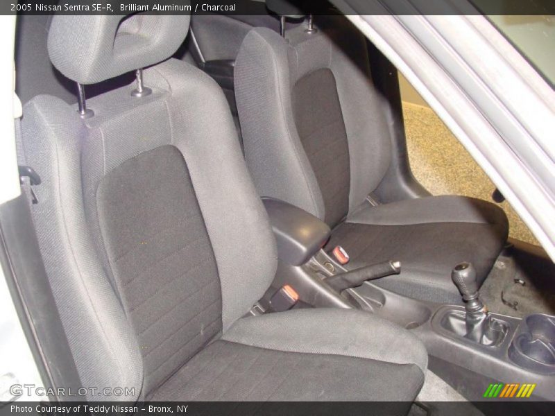 Brilliant Aluminum / Charcoal 2005 Nissan Sentra SE-R