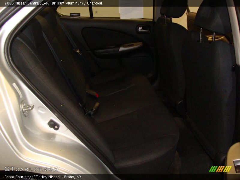 Brilliant Aluminum / Charcoal 2005 Nissan Sentra SE-R