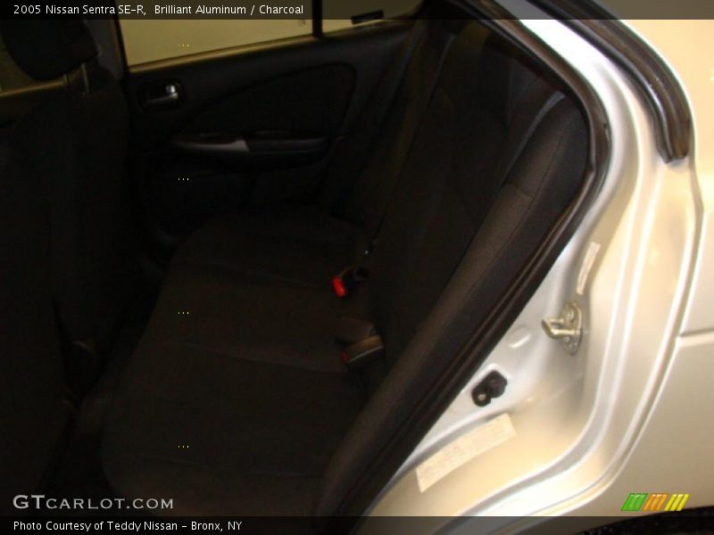 Brilliant Aluminum / Charcoal 2005 Nissan Sentra SE-R