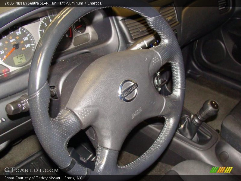 Brilliant Aluminum / Charcoal 2005 Nissan Sentra SE-R