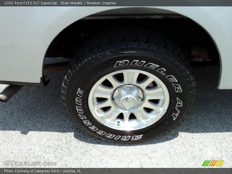 Silver Metallic / Medium Graphite 2002 Ford F150 XLT SuperCab