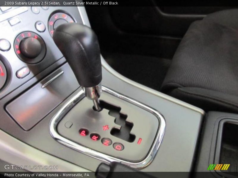 Quartz Silver Metallic / Off Black 2009 Subaru Legacy 2.5i Sedan