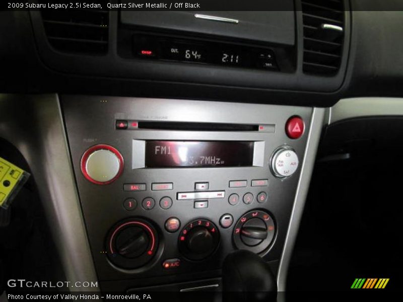 Quartz Silver Metallic / Off Black 2009 Subaru Legacy 2.5i Sedan