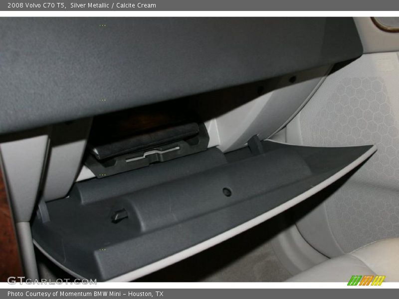 Silver Metallic / Calcite Cream 2008 Volvo C70 T5