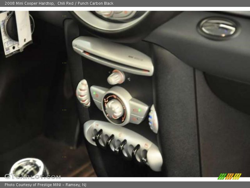 Chili Red / Punch Carbon Black 2008 Mini Cooper Hardtop
