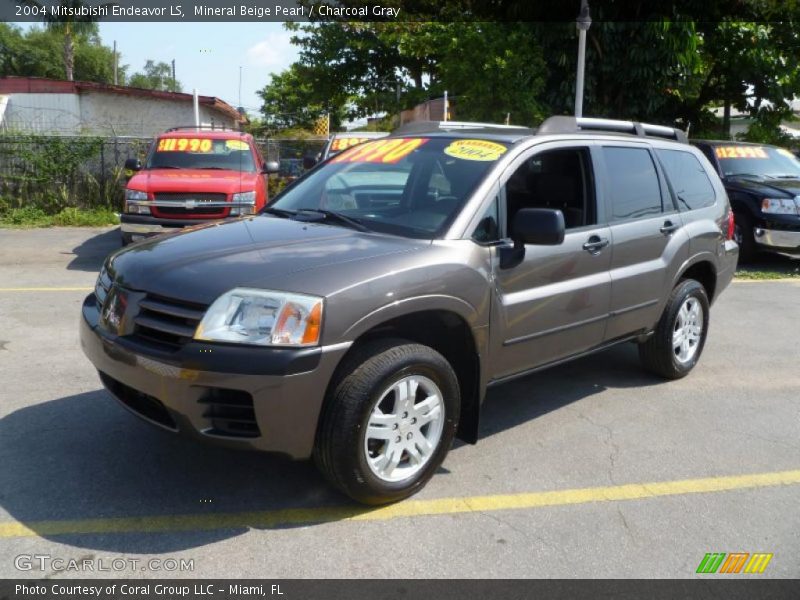 Mineral Beige Pearl / Charcoal Gray 2004 Mitsubishi Endeavor LS