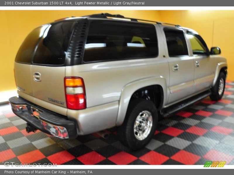 Light Pewter Metallic / Light Gray/Neutral 2001 Chevrolet Suburban 1500 LT 4x4