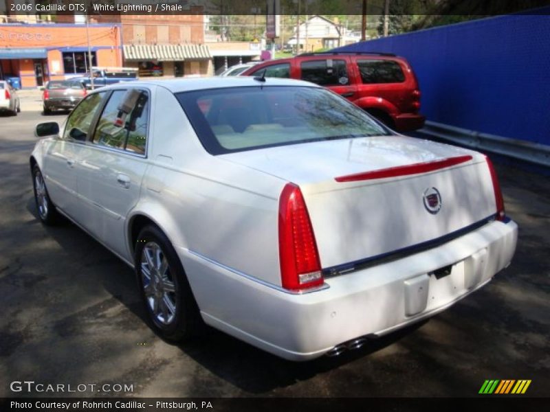 White Lightning / Shale 2006 Cadillac DTS