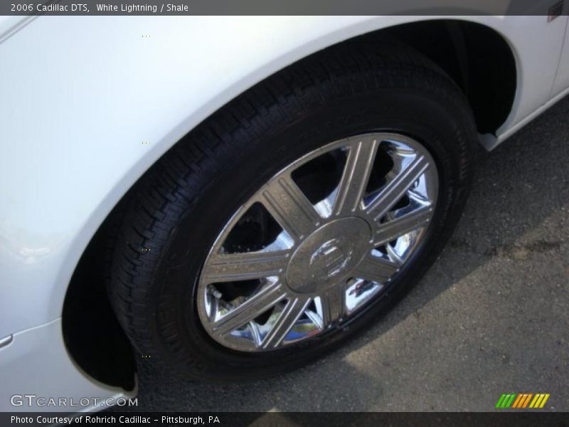 White Lightning / Shale 2006 Cadillac DTS