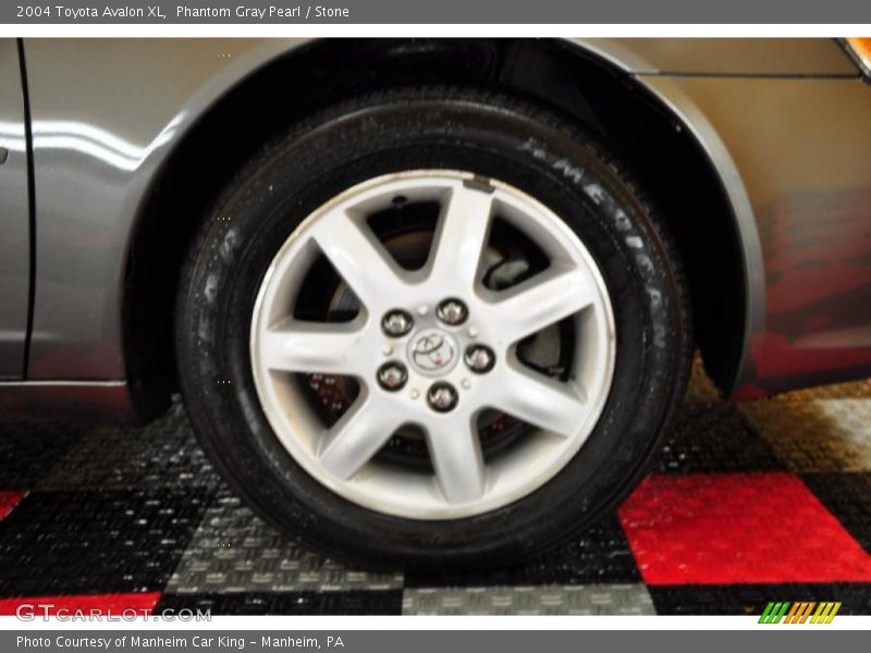 Phantom Gray Pearl / Stone 2004 Toyota Avalon XL