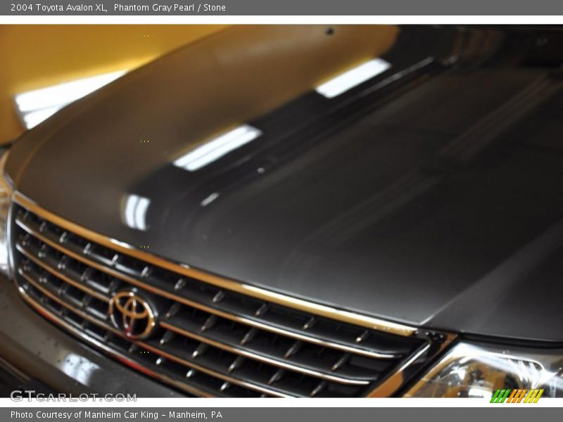 Phantom Gray Pearl / Stone 2004 Toyota Avalon XL