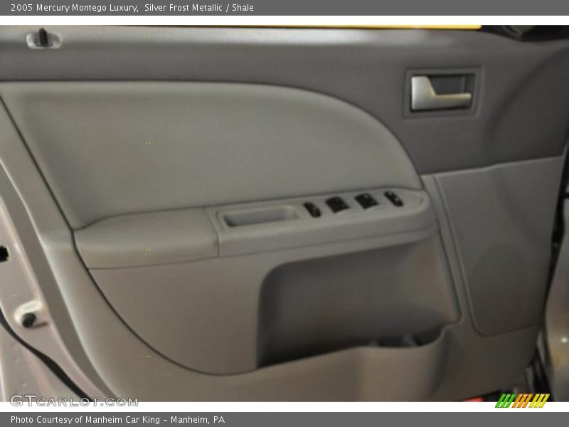 Silver Frost Metallic / Shale 2005 Mercury Montego Luxury