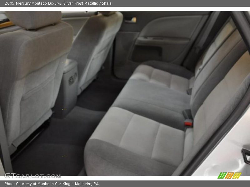Silver Frost Metallic / Shale 2005 Mercury Montego Luxury