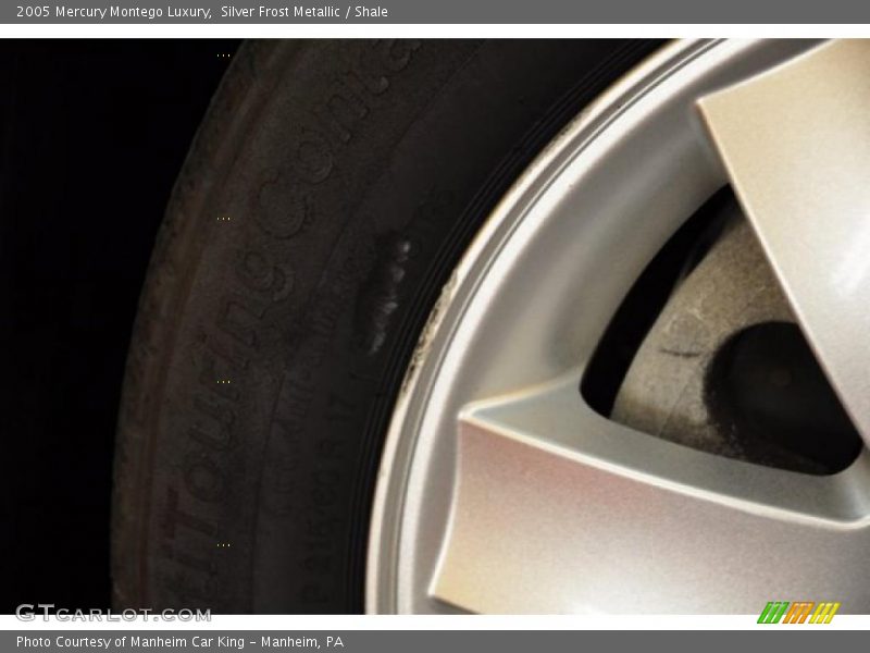 Silver Frost Metallic / Shale 2005 Mercury Montego Luxury