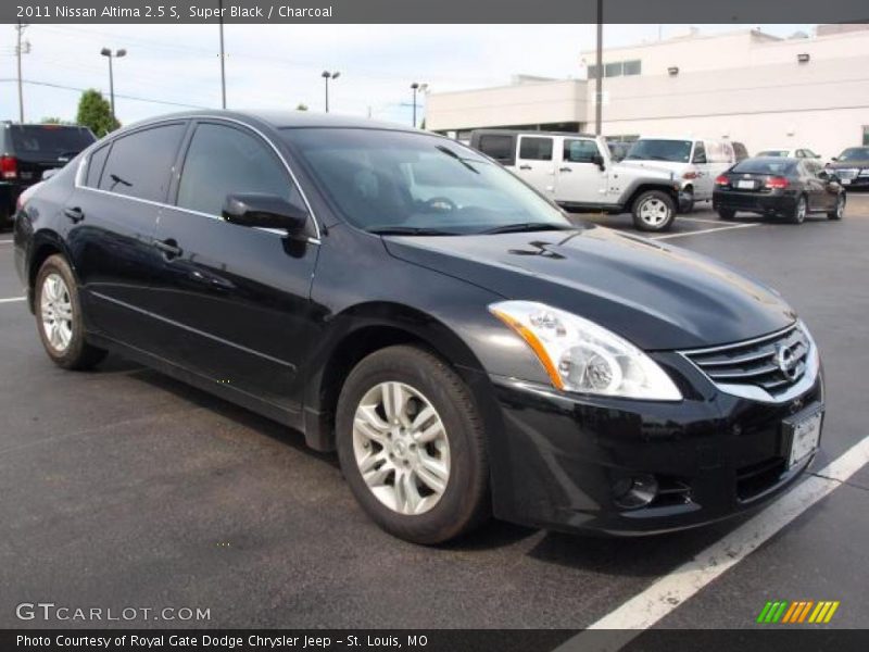 Super Black / Charcoal 2011 Nissan Altima 2.5 S