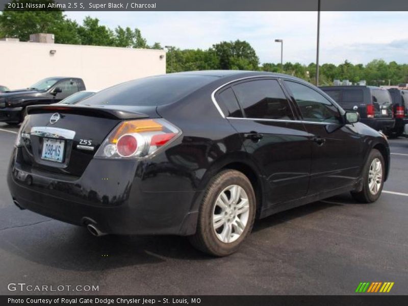 Super Black / Charcoal 2011 Nissan Altima 2.5 S