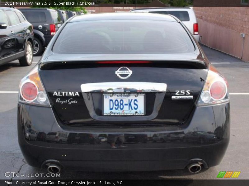 Super Black / Charcoal 2011 Nissan Altima 2.5 S
