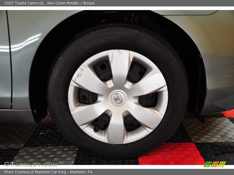Aloe Green Metallic / Bisque 2007 Toyota Camry LE
