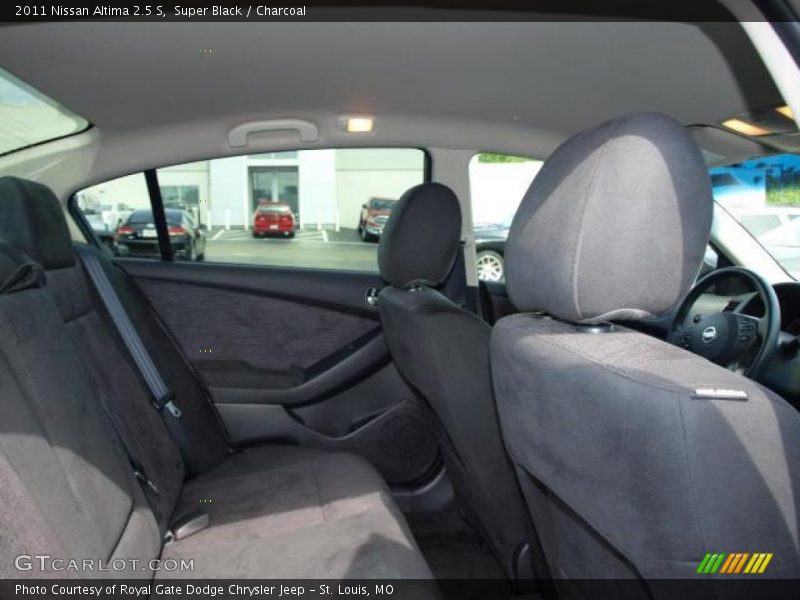 Super Black / Charcoal 2011 Nissan Altima 2.5 S