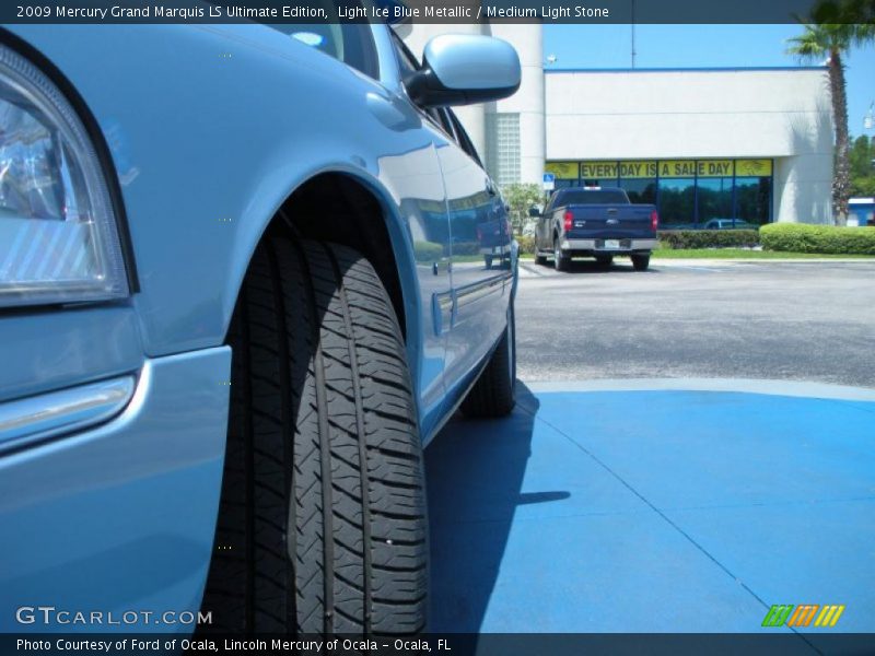 Light Ice Blue Metallic / Medium Light Stone 2009 Mercury Grand Marquis LS Ultimate Edition