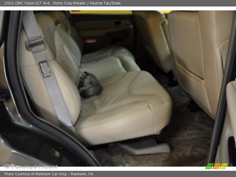 Storm Gray Metallic / Neutral Tan/Shale 2001 GMC Yukon SLT 4x4
