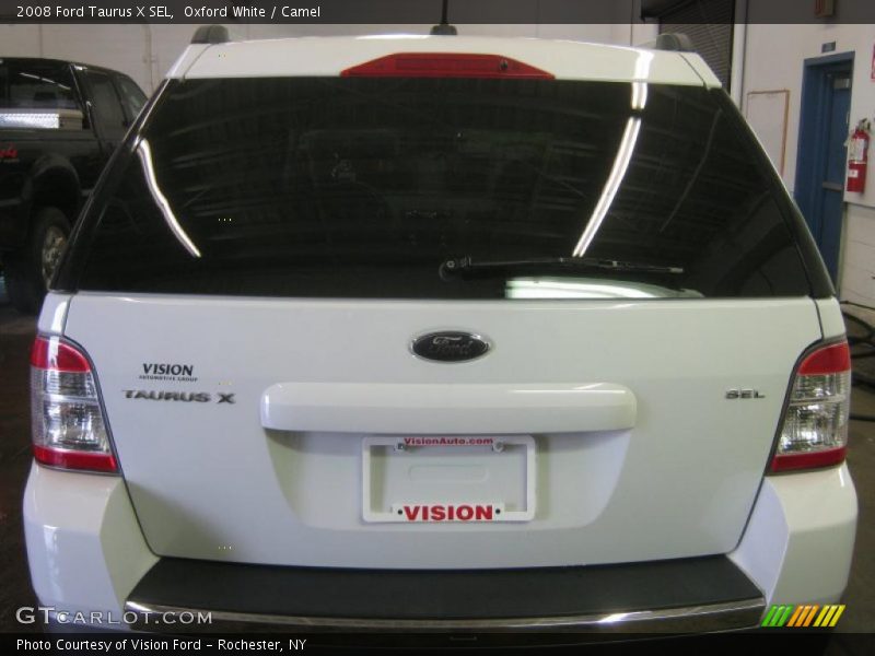 Oxford White / Camel 2008 Ford Taurus X SEL