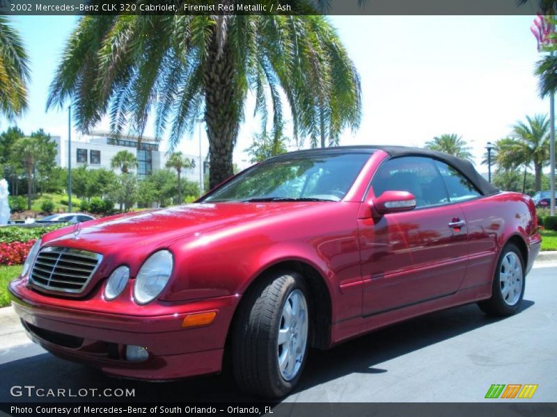 Front 3/4 View of 2002 CLK 320 Cabriolet