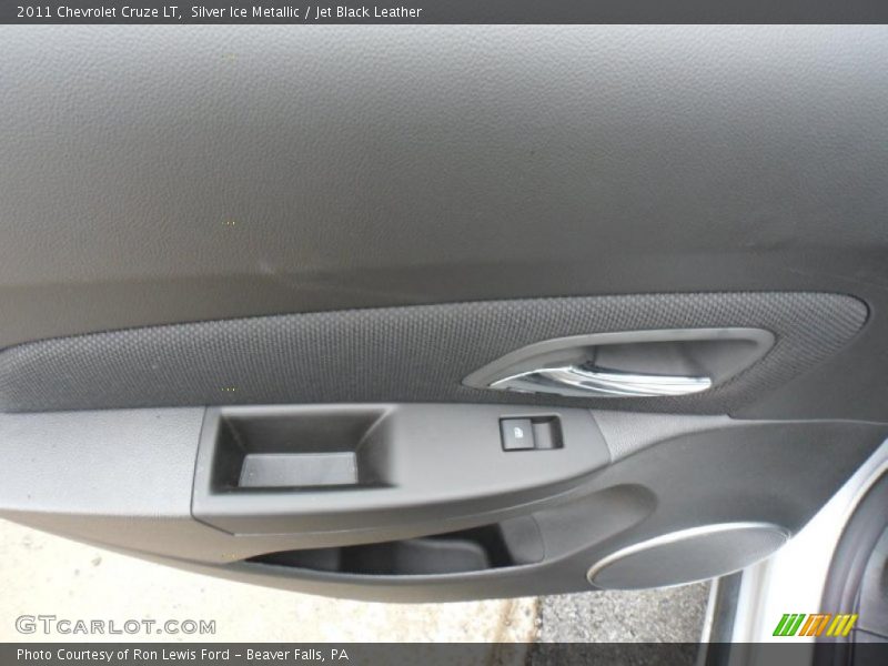 Silver Ice Metallic / Jet Black Leather 2011 Chevrolet Cruze LT