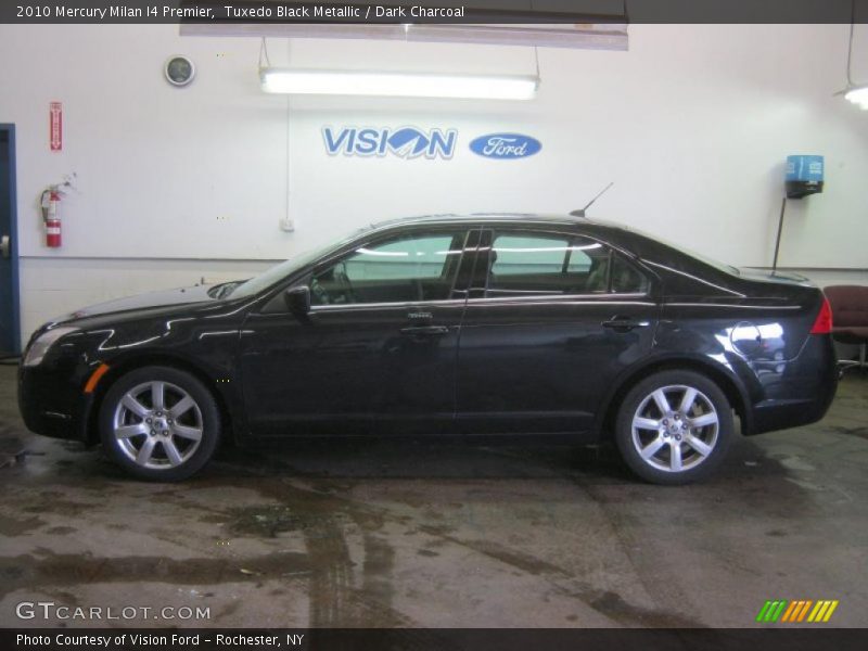 Tuxedo Black Metallic / Dark Charcoal 2010 Mercury Milan I4 Premier