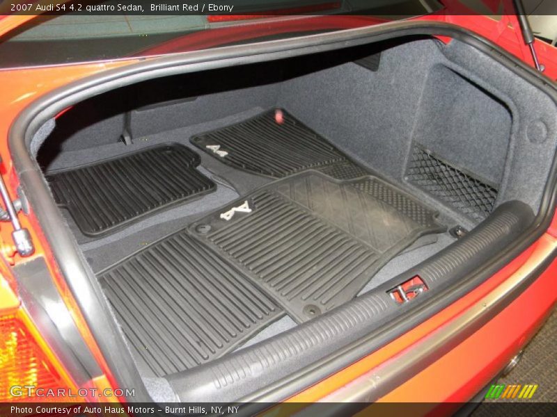 2007 S4 4.2 quattro Sedan Trunk