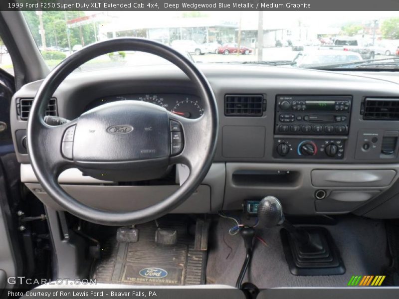 Deep Wedgewood Blue Metallic / Medium Graphite 1999 Ford F250 Super Duty XLT Extended Cab 4x4