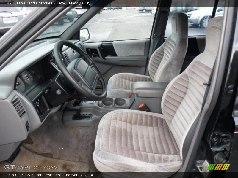  1995 Grand Cherokee SE 4x4 Gray Interior