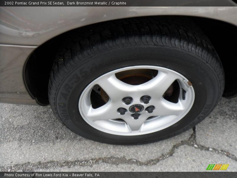 Dark Bronzmist Metallic / Graphite 2002 Pontiac Grand Prix SE Sedan