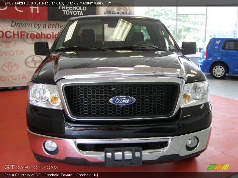Black / Medium/Dark Flint 2007 Ford F150 XLT Regular Cab
