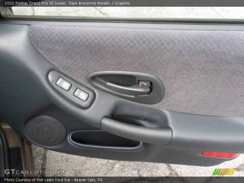 Dark Bronzmist Metallic / Graphite 2002 Pontiac Grand Prix SE Sedan