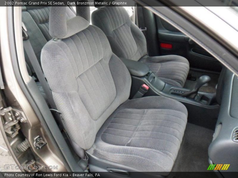  2002 Grand Prix SE Sedan Graphite Interior