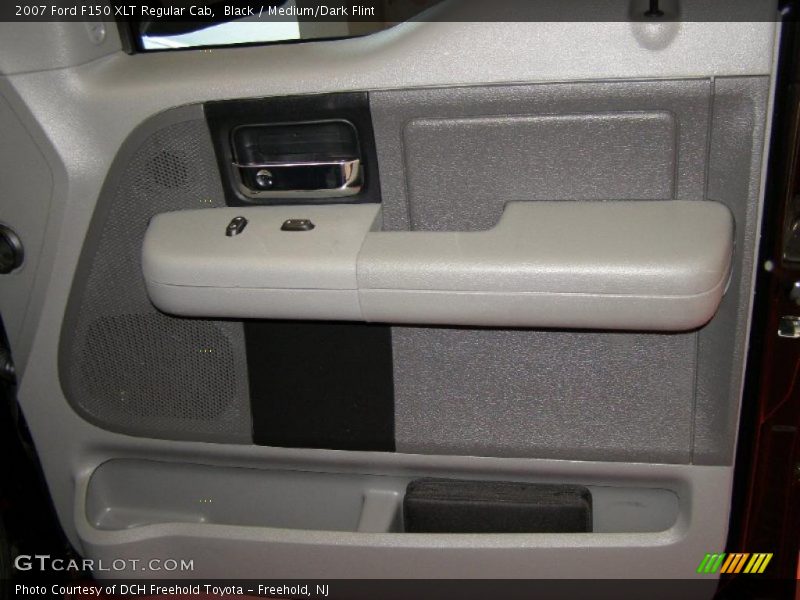 Black / Medium/Dark Flint 2007 Ford F150 XLT Regular Cab