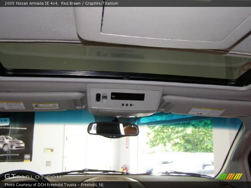 Red Brawn / Graphite/Titanium 2005 Nissan Armada SE 4x4