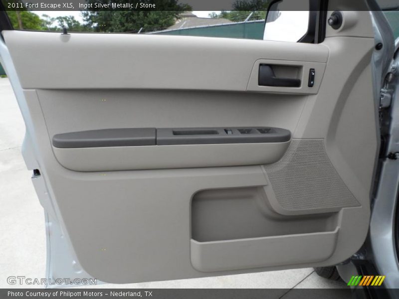 Door Panel of 2011 Escape XLS