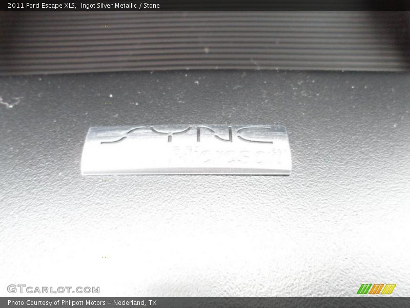 Ingot Silver Metallic / Stone 2011 Ford Escape XLS