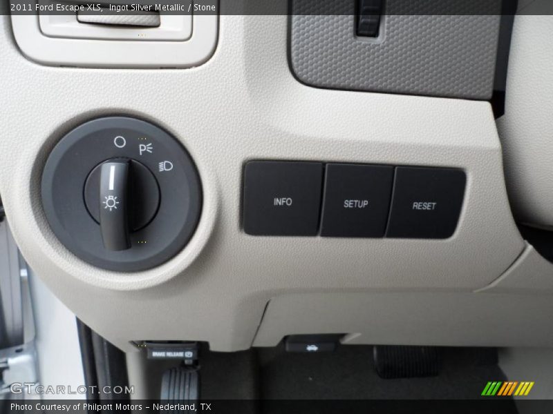 Ingot Silver Metallic / Stone 2011 Ford Escape XLS