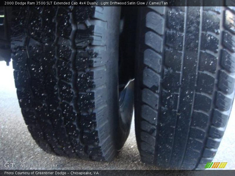 Light Driftwood Satin Glow / Camel/Tan 2000 Dodge Ram 3500 SLT Extended Cab 4x4 Dually